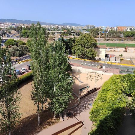 Family Apartment Besos Sant Adria de Besos Ngoại thất bức ảnh