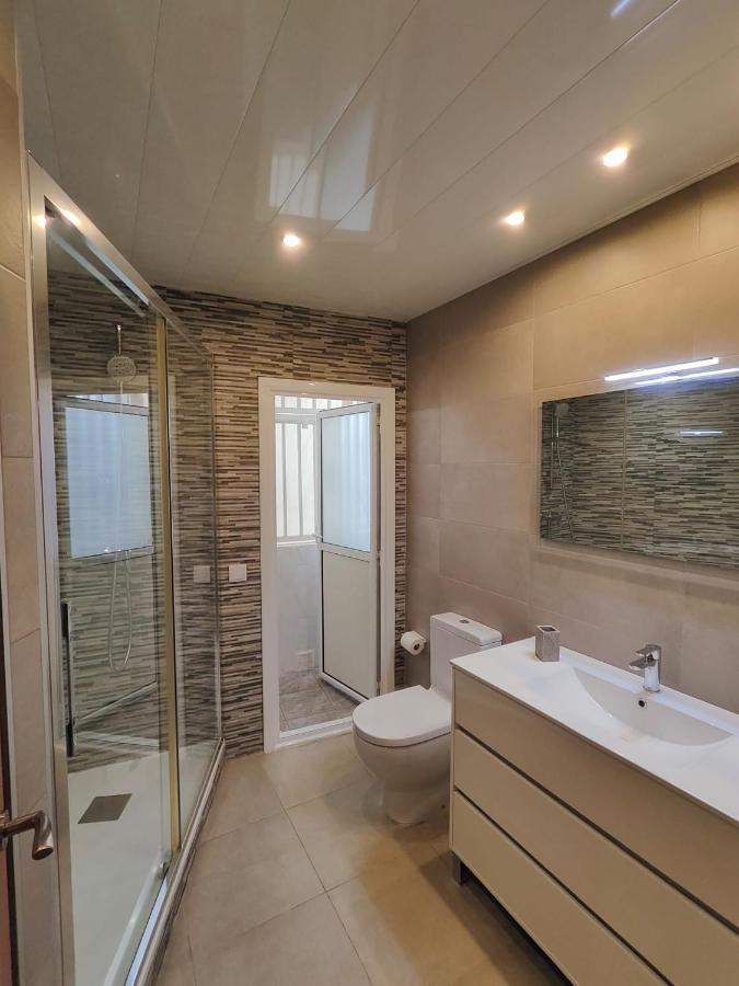 Family Apartment Besos Sant Adria de Besos Ngoại thất bức ảnh