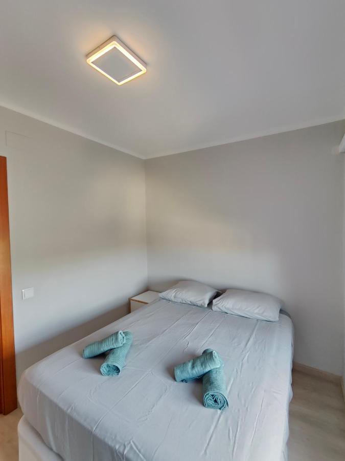 Family Apartment Besos Sant Adria de Besos Ngoại thất bức ảnh